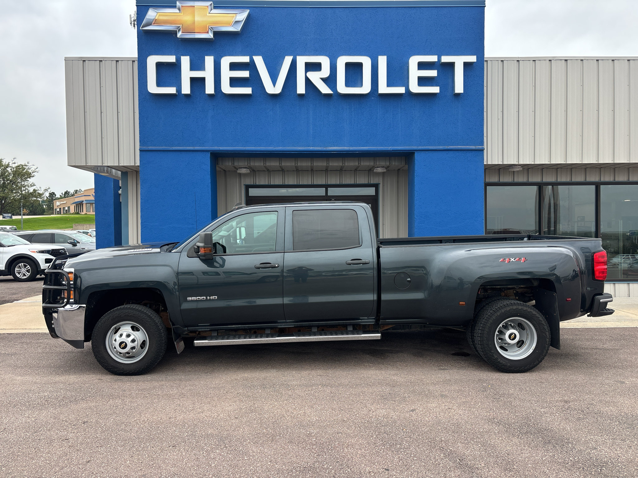 Used 2018 Chevrolet Silverado 3500 W/T w/ WT Convenience Package AWD/4WD image 1