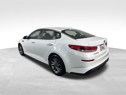 Used 2020 Kia Optima LX FWD image 3