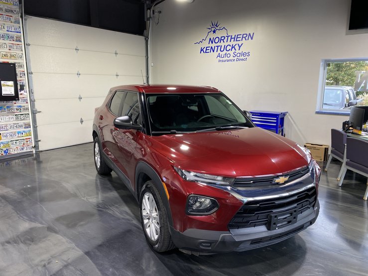 Used 2023 Chevrolet TrailBlazer LS FWD image 1