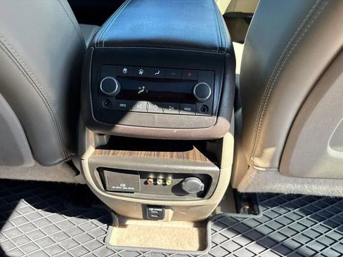 Used 2016 GMC Acadia Denali AWD/4WD image 21