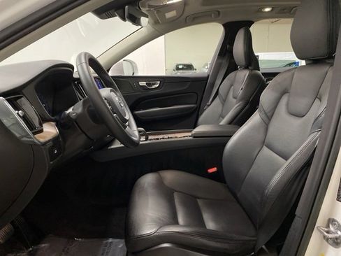 Used 2023 Volvo XC60 B5 Plus w/ Protection Package Premier image 65