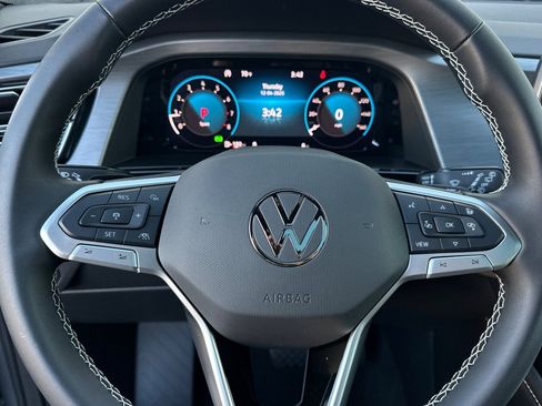 New 2026 Volkswagen Atlas Cross Sport SE image 21