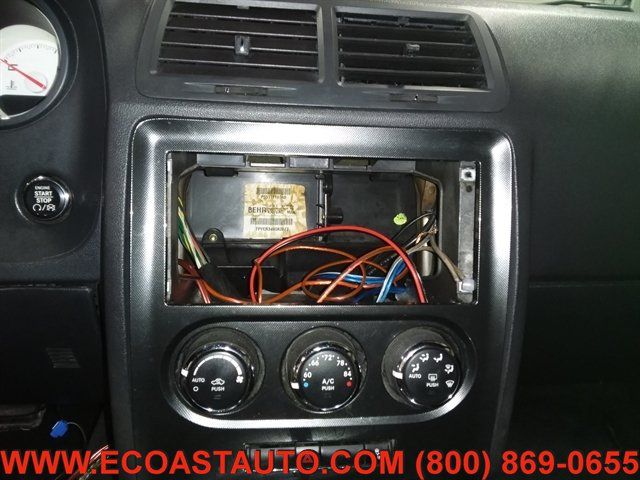 Used 2011 Dodge Challenger RWD image 9