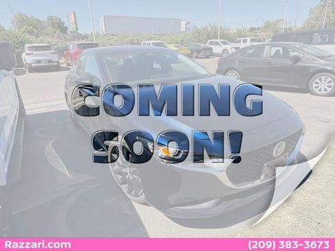 Used 2024 MAZDA MAZDA3 s FWD image 1