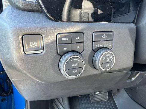 Certified 2025 Chevrolet Silverado 1500 LT Trail Boss w/ Convenience Package II AWD/4WD image 26