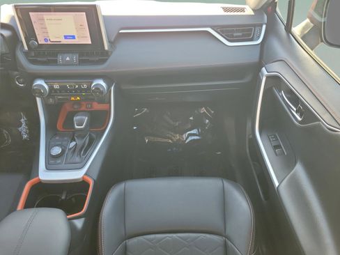 Used 2023 Toyota RAV4 Adventure image 23