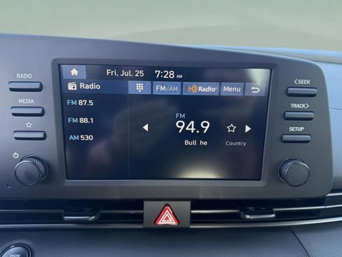 New 2025 Hyundai Elantra Sport image 9