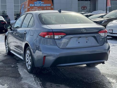 Certified 2022 Toyota Corolla LE image 4