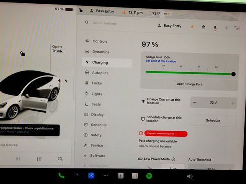Used 2023 Tesla Model 3 Standard Range image 17