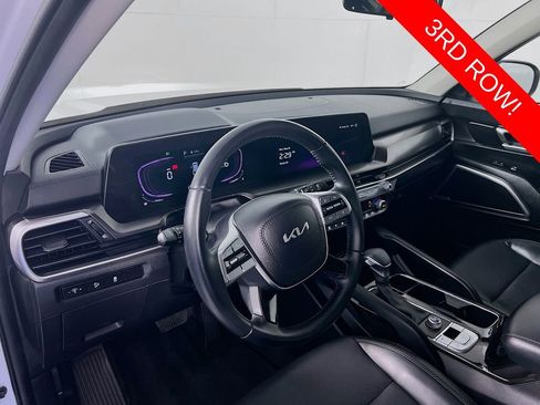Certified 2024 Kia Telluride LX FWD image 10