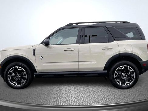 Used 2025 Ford Bronco Sport Outer Banks w/ Outer Banks Tech Package+ AWD/4WD image 8