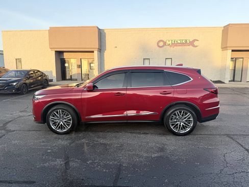 Used 2023 Acura MDX SH-AWD w/ Advance Package image 9