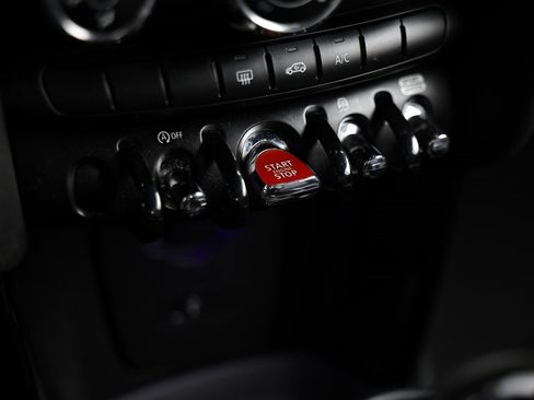 Used 2020 MINI Cooper S image 37