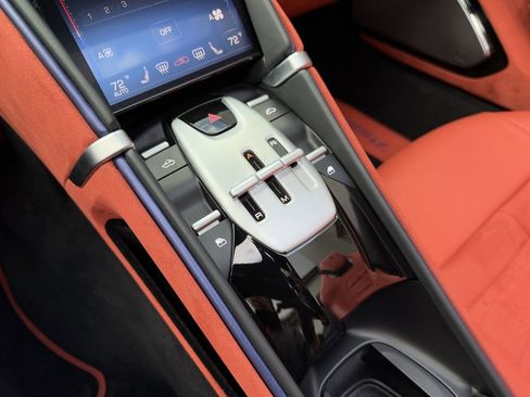 Used 2025 Ferrari Roma Spider image 20