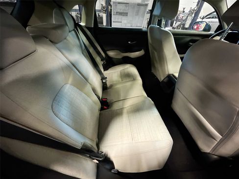 New 2026 Honda HR-V LX image 26