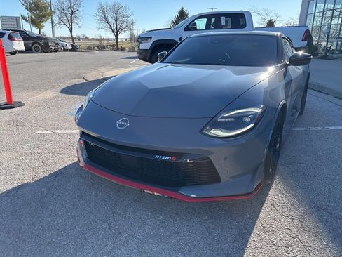 Used 2024 Nissan Z NISMO w/ Floor Mat Package image 8