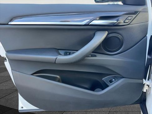 Used 2018 BMW X1 xDrive28i w/ Convenience Package image 10