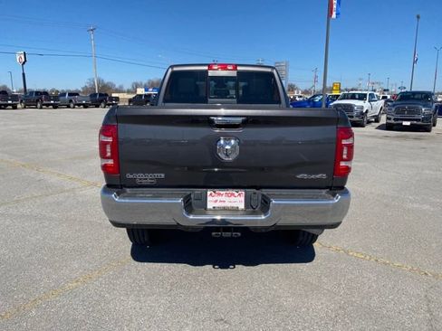 Used 2021 RAM 2500 Laramie AWD/4WD image 4