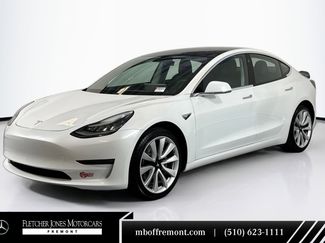 Used 2018 Tesla Model 3 Mid Range image 1