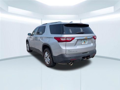 Used 2018 Chevrolet Traverse LT AWD/4WD image 3