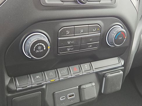 New 2026 Chevrolet Silverado 1500 Custom image 24