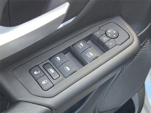 Used 2025 RAM 1500 Big Horn image 23