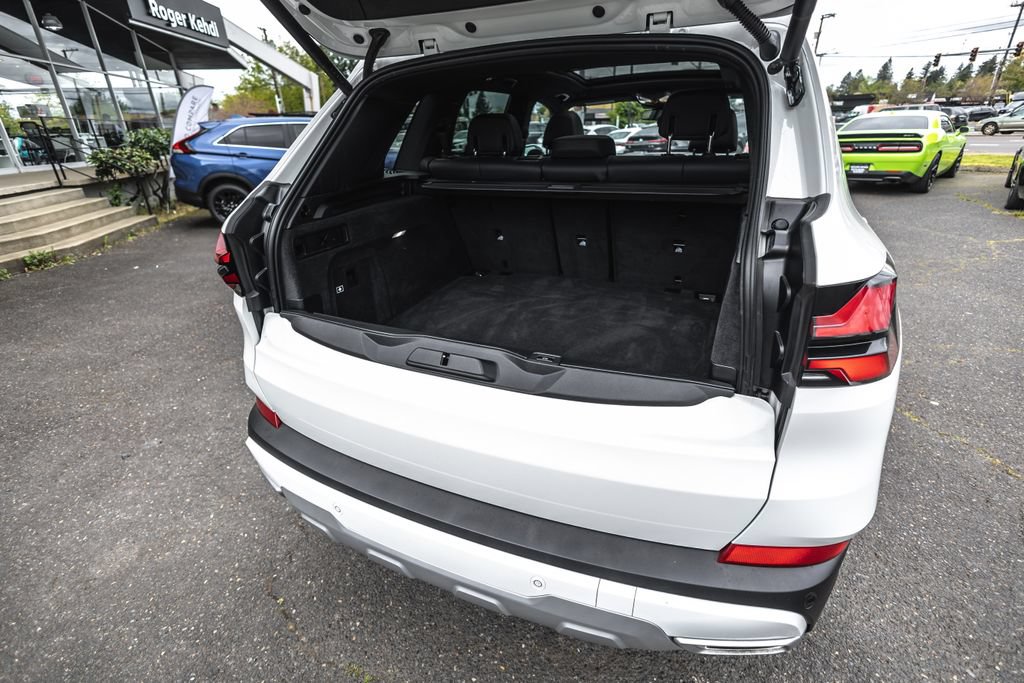 Used 2026 BMW X5 xDrive40i AWD/4WD image 36