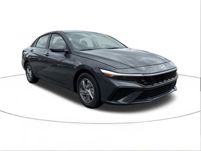New 2026 Hyundai Elantra SE