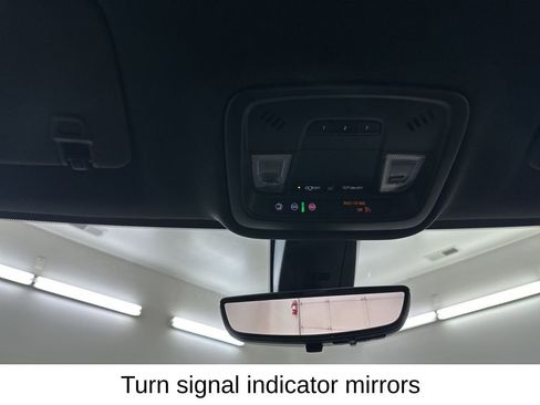 Certified 2023 Chevrolet Traverse LT image 46