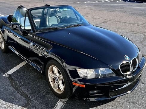 Used 2000 BMW Z3 2.5i RWD image 34