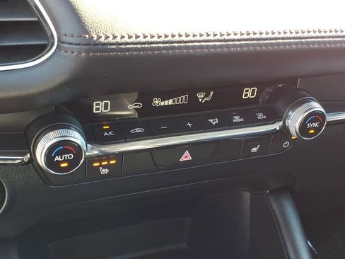 Used 2025 MAZDA MAZDA3 s image 18