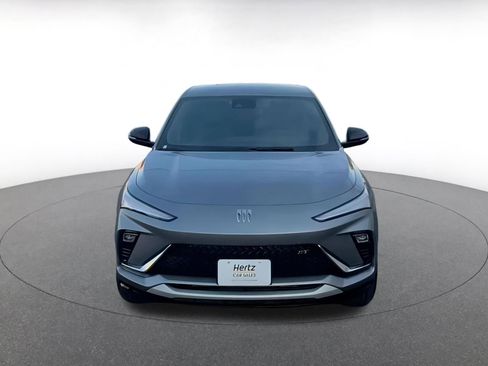 Used 2025 Buick Envista Sport Touring image 7