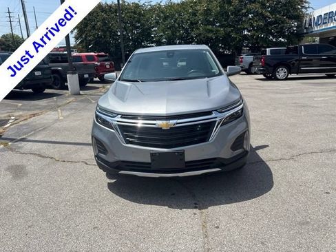 Used 2024 Chevrolet Equinox LT FWD image 8