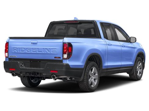 Used 2024 Honda Ridgeline TrailSport image 2