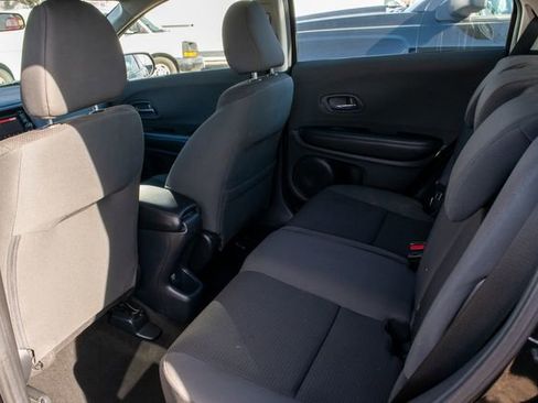 Used 2022 Honda HR-V LX image 16