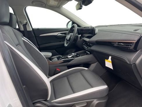 Used 2025 Buick Envision Sport Touring image 15