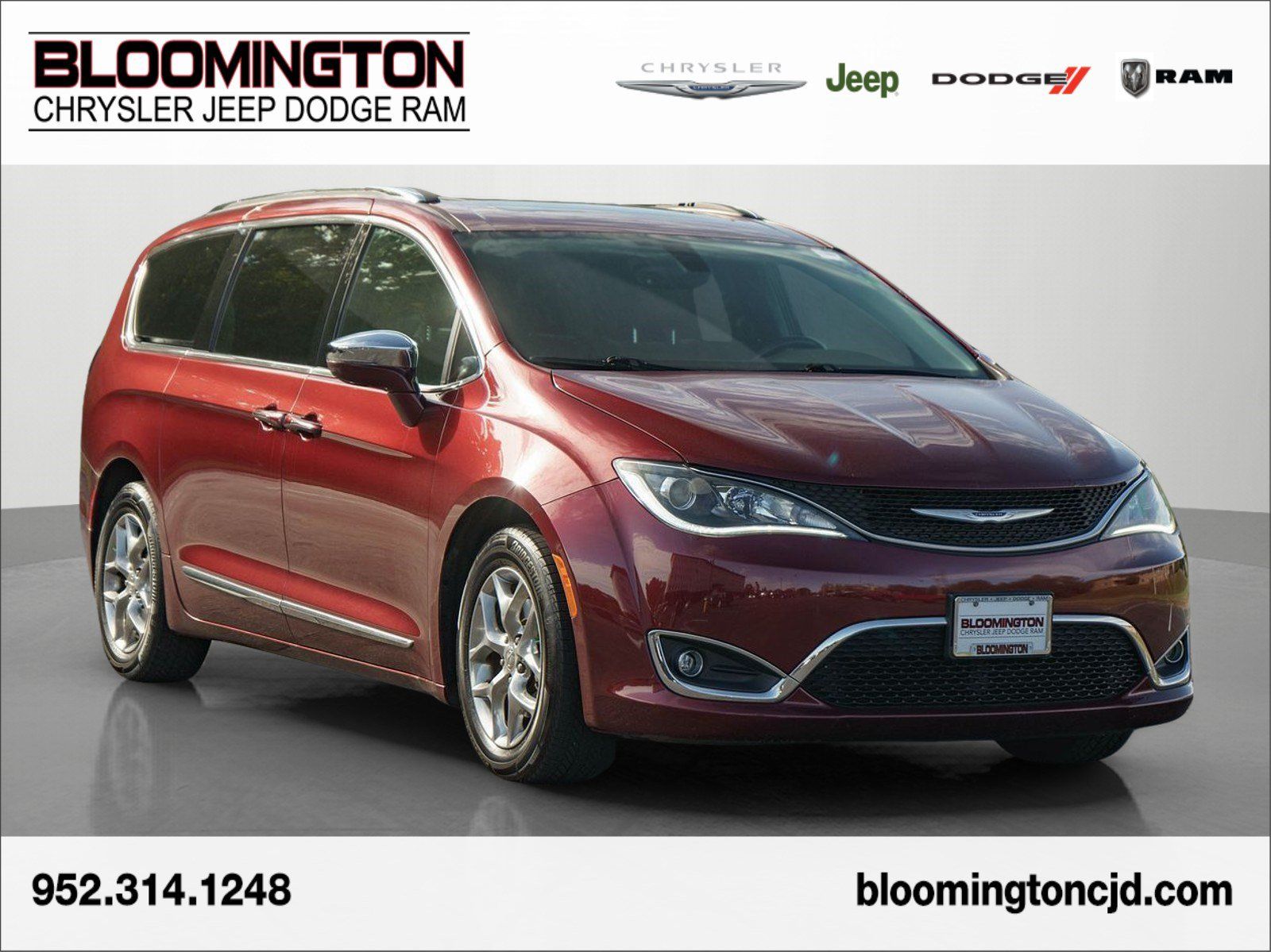 Used 2019 Chrysler Pacifica Limited FWD image 1