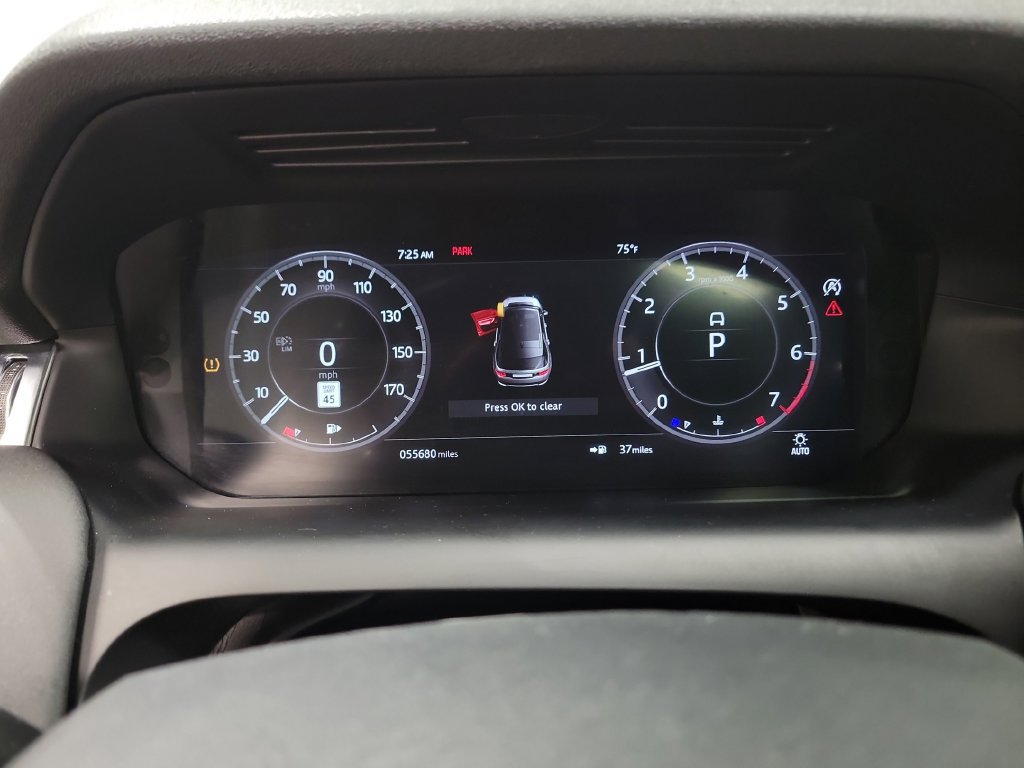 Used 2020 Land Rover Discovery Sport SE AWD/4WD image 26