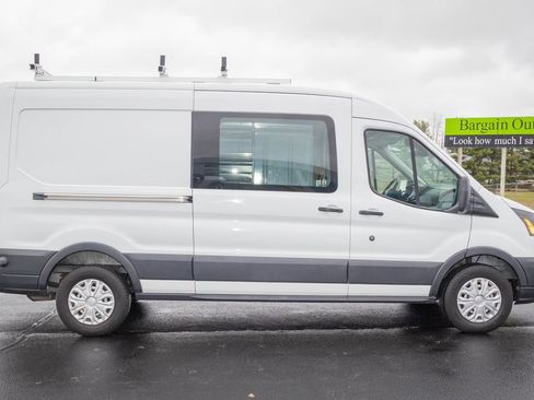 Used 2017 Ford Transit 250 148 Medium Roof image 5