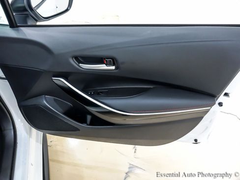 Used 2026 Toyota Corolla XSE FWD image 30