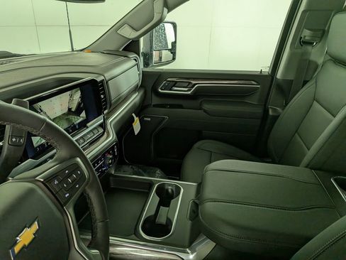 New 2026 Chevrolet Silverado 3500 LTZ w/ LTZ Plus Package AWD/4WD image 24