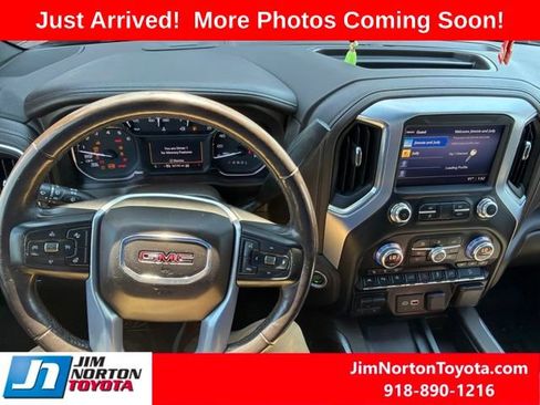 Used 2019 GMC Sierra 1500 SLT w/ SLT Premium Plus Package AWD/4WD image 9