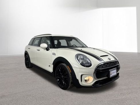 Used 2019 MINI Cooper Clubman S image 3