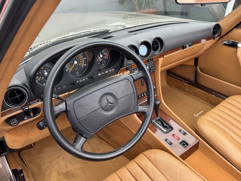Used 1988 Mercedes-Benz 560 SL image 27