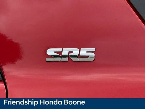 Used 2021 Toyota 4Runner SR5 AWD/4WD image 11