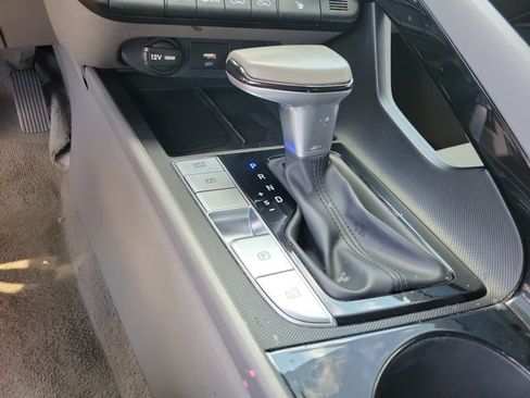 Used 2025 Hyundai Elantra SEL FWD image 11