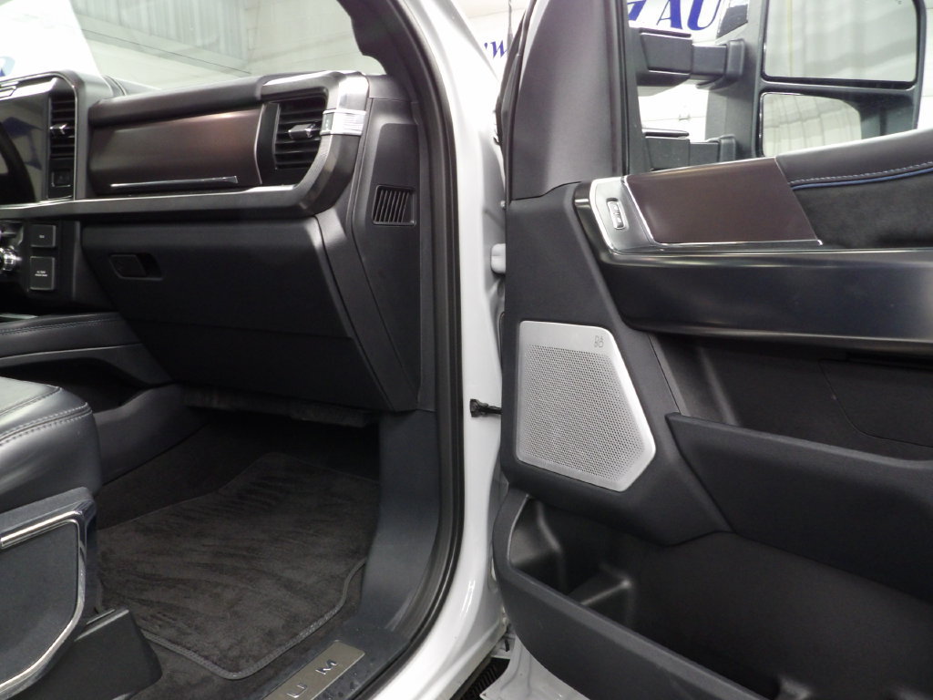 Used 2026 Ford F250 Platinum AWD/4WD image 33