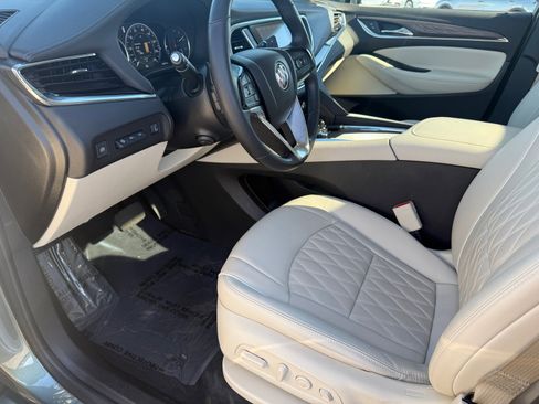 Used 2023 Buick Enclave Avenir w/ Avenir Technology Package image 11