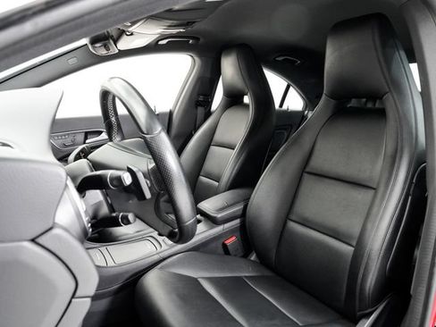 Used 2015 Mercedes-Benz CLA 250 image 5