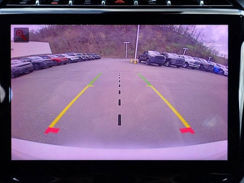 Used 2023 Jeep Grand Cherokee L Limited w/ Black Appearance Package image 24